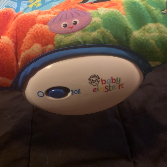 baby einstein neptune lights & sea bouncer